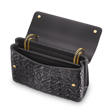 Signature Luxe Flap XL – Black/Gold