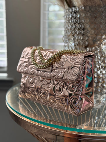 Signature Luxe Flap Medium – Rose Gold
